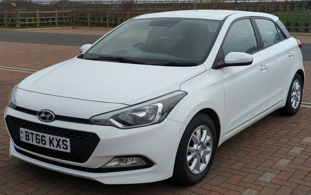 Used Hyundai i20 2016 for sale - 77547358: Photo 2