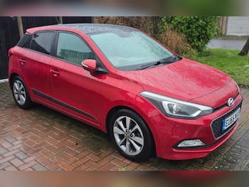 Used Hyundai i20 2015 for sale - 77594384: Photo