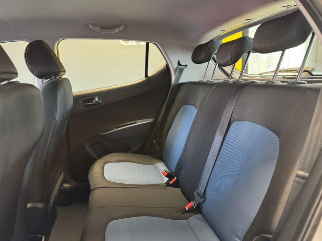 Used Hyundai i10 2016 for sale - 76106026: Photo 10