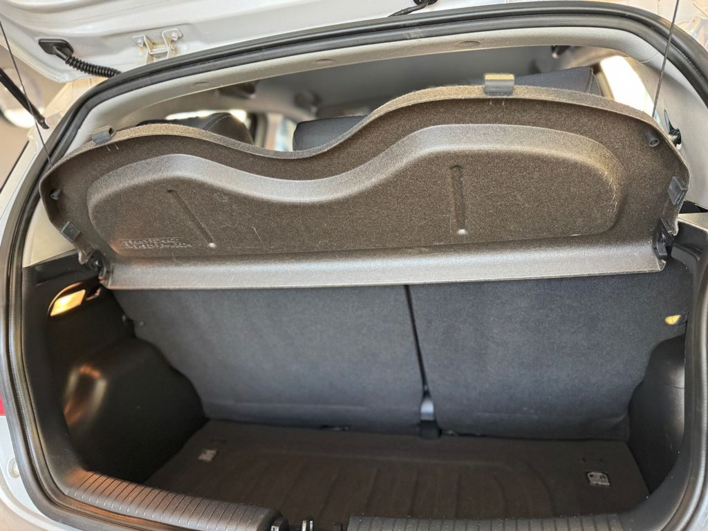 Used Hyundai i10 2016 for sale - 76106026: Photo 15