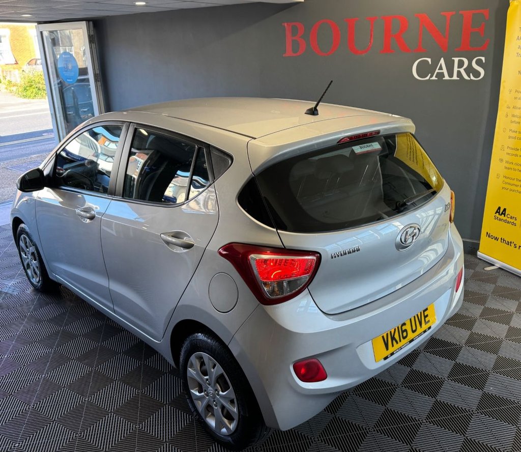 Used Hyundai i10 2016 for sale - 76106026: Photo 24