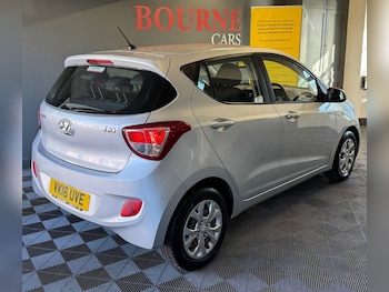 Used Hyundai i10 2016 for sale - 76106026: Photo 3