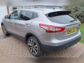Used Nissan Qashqai 2016 for sale - 77680667: Photo