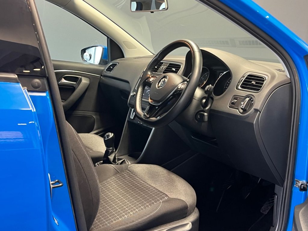 Used Volkswagen Polo 2016 for sale - 75727421: Photo 8