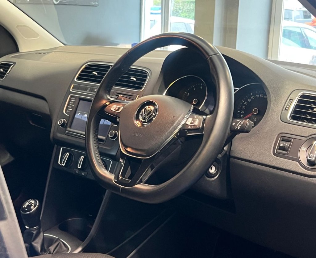 Used Volkswagen Polo 2016 for sale - 75727421: Photo 9