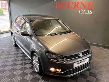Used Volkswagen Polo 2016 for sale - 78887732: Photo