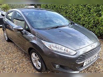 Used Ford Fiesta 2016 for sale - 76535763: Photo