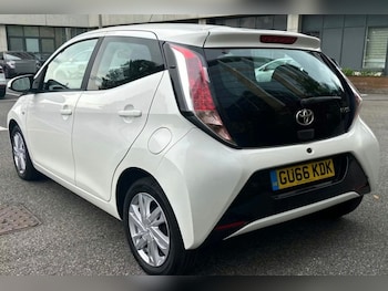 Used Toyota AYGO 2016 for sale - 76962428: Photo