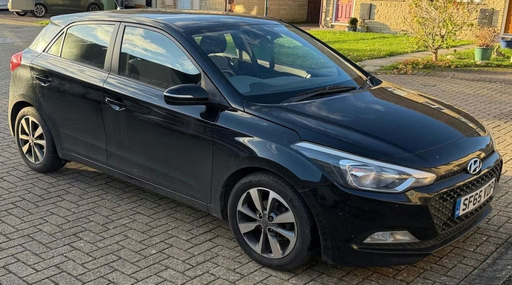 Used Hyundai i20 2015 for sale - 76900745: Photo 1