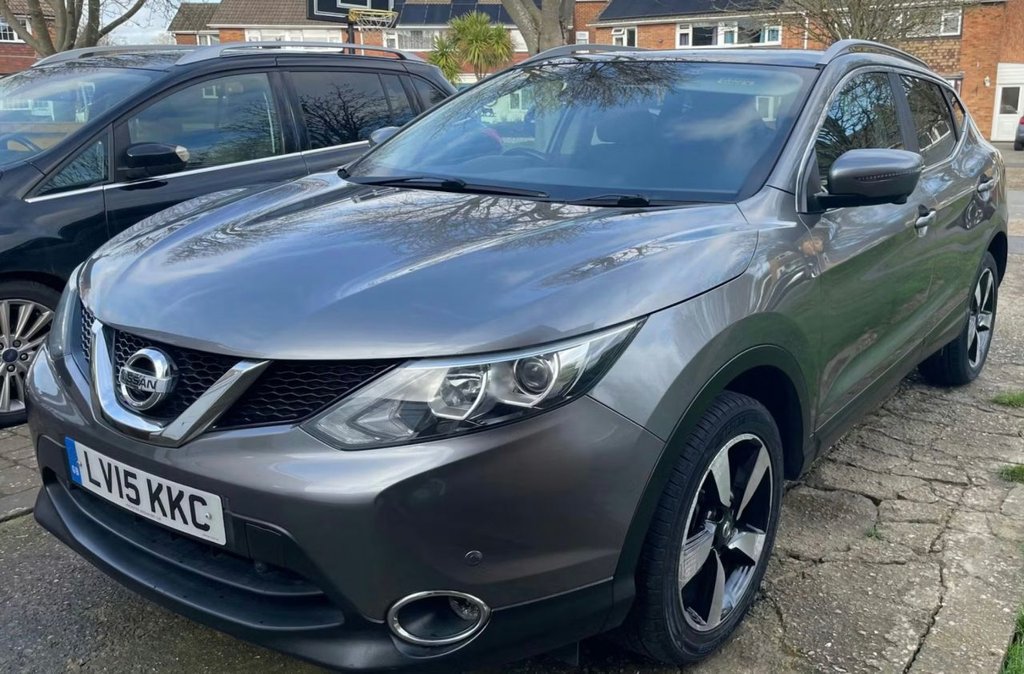 Used Nissan Qashqai 2015 for sale - 77780618: Photo 3