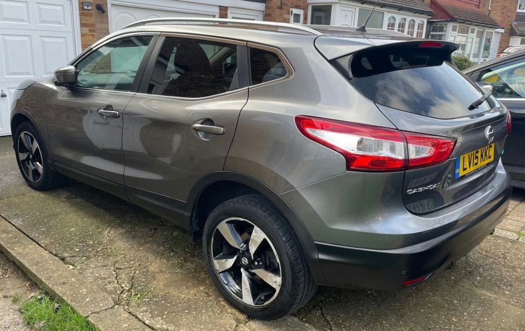 Used Nissan Qashqai 2015 for sale - 77780618: Photo 4