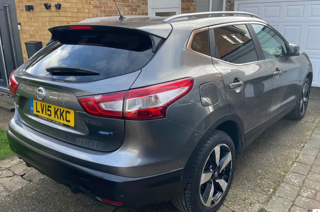 Used Nissan Qashqai 2015 for sale - 77780618: Photo 5