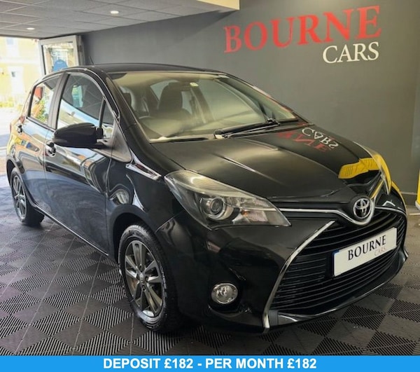 Used Toyota Yaris 2015 for sale - 76210793: Photo 1
