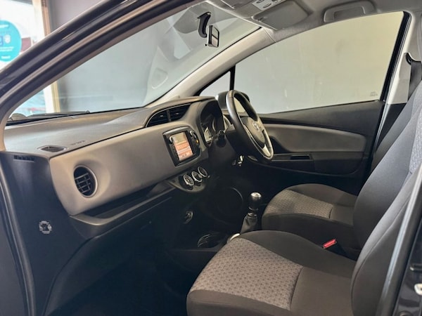 Used Toyota Yaris 2015 for sale - 76210793: Photo 7