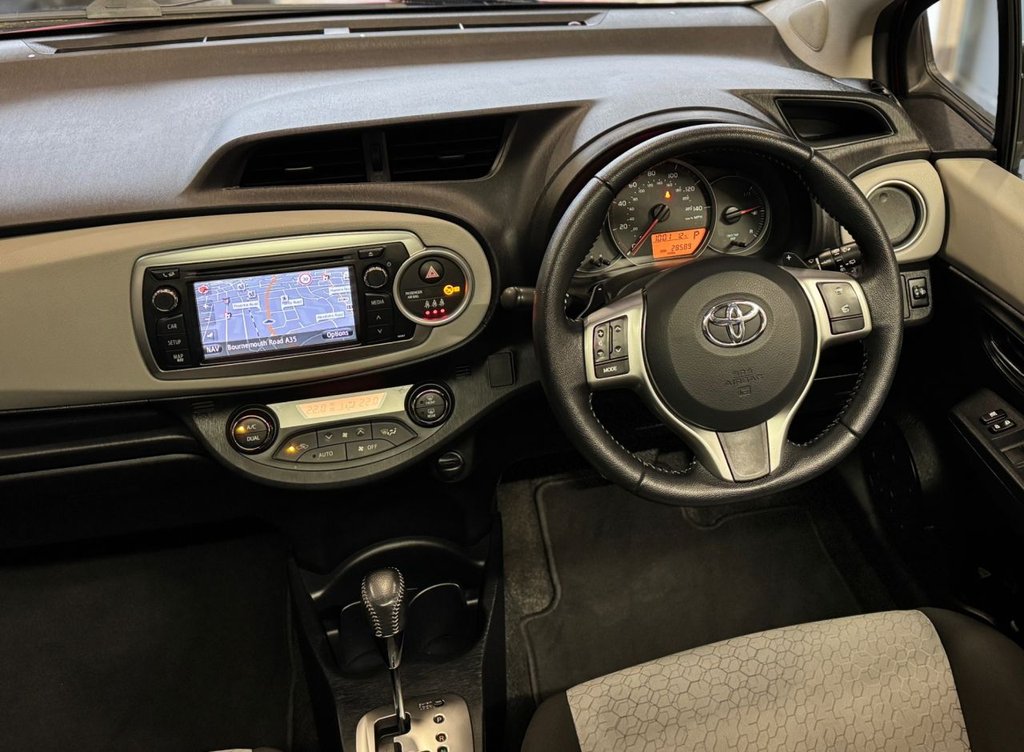 Used Toyota Yaris 2011 for sale - 76910068: Photo 20