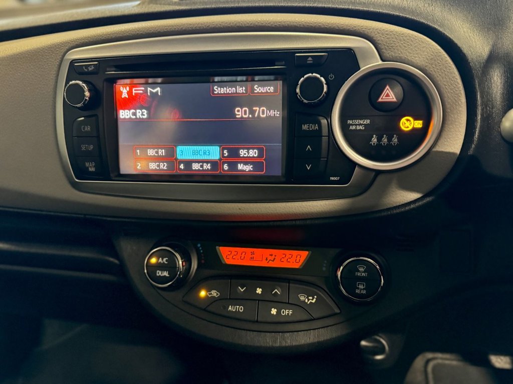 Used Toyota Yaris 2011 for sale - 76910068: Photo 24