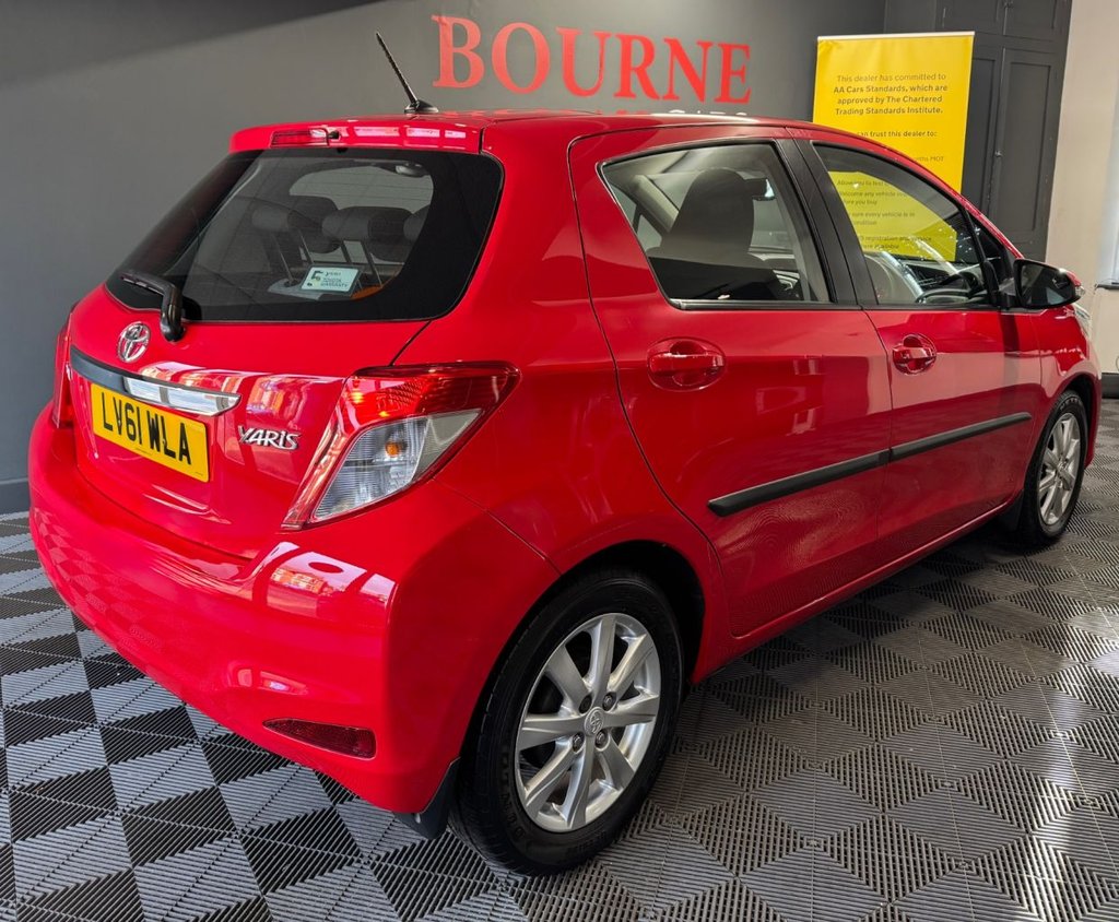 Used Toyota Yaris 2011 for sale - 76910068: Photo 4