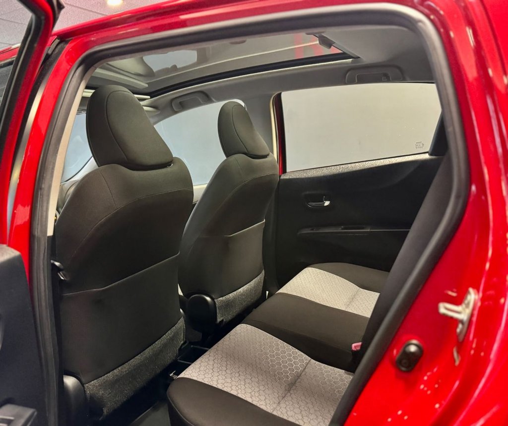 Used Toyota Yaris 2011 for sale - 76910068: Photo 9