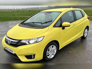 Used Honda Jazz 2015 for sale - 77027341: Photo