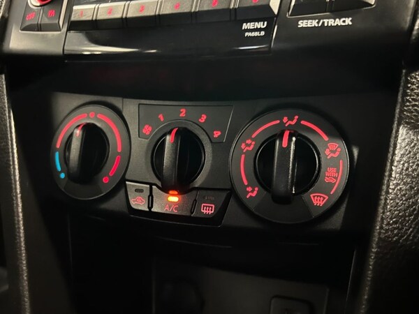 Used Suzuki Swift 2015 for sale - 76291777: Photo 16
