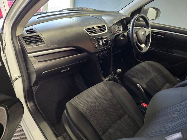 Used Suzuki Swift 2015 for sale - 76291777: Photo 18