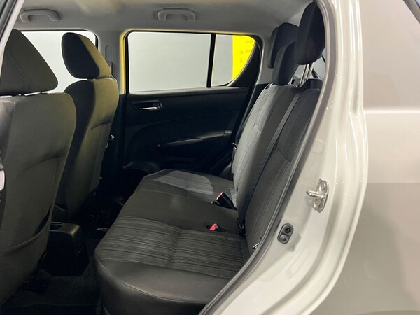 Used Suzuki Swift 2015 for sale - 76291777: Photo 8