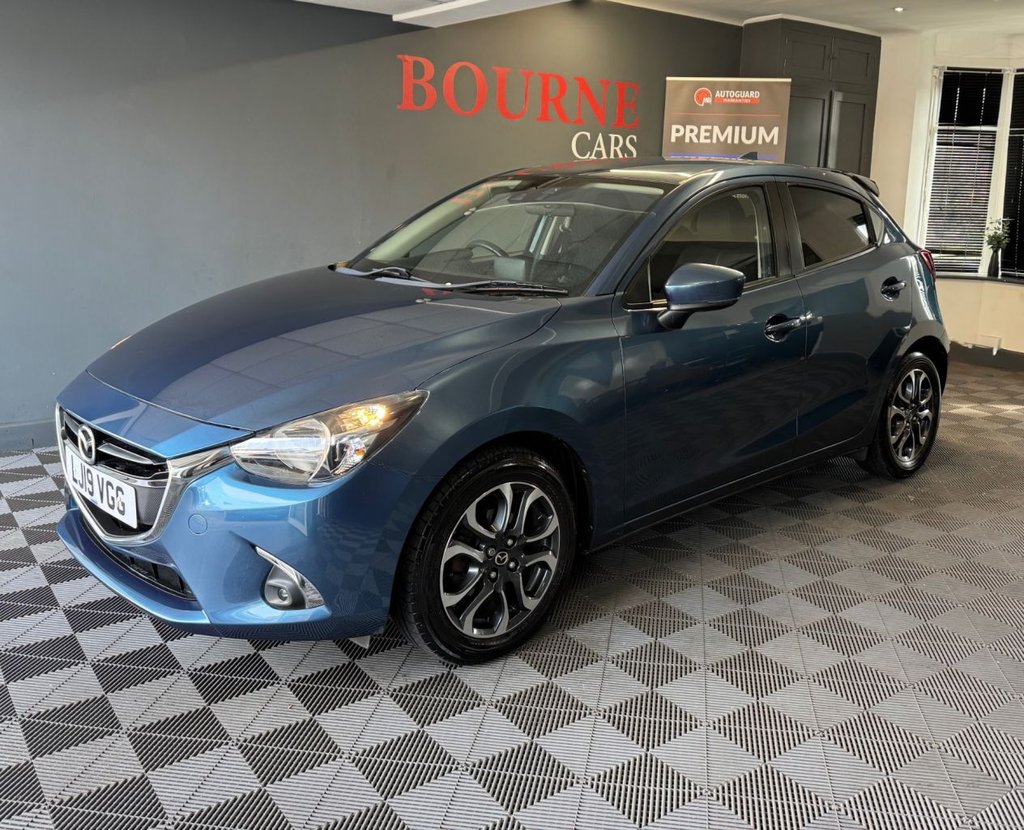 Used Mazda Mazda2 2019 for sale - 77976511: Photo 2