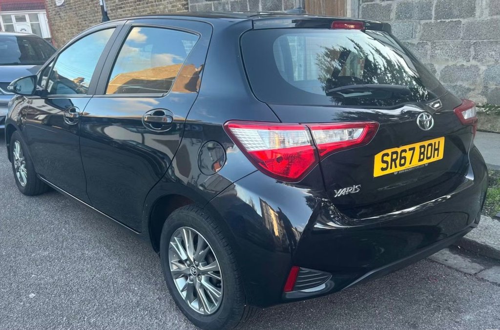 Used Toyota Yaris 2017 for sale - 77356571: Photo 4