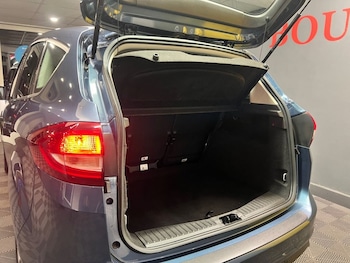 Used Ford C-Max 2019 for sale - 76496550: Photo