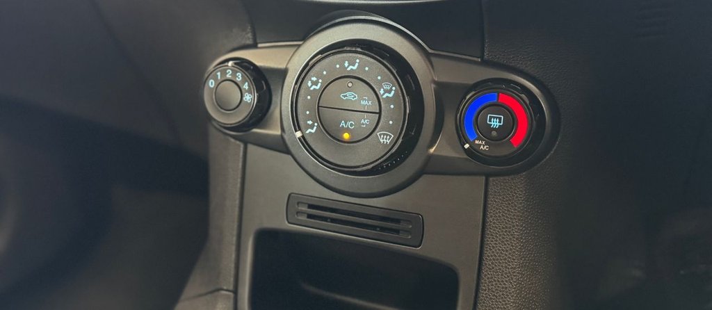 Used Ford Fiesta 2013 for sale - 76029455: Photo 14
