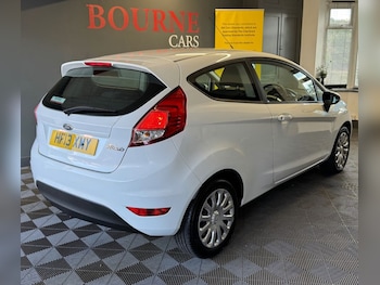 Used Ford Fiesta 2013 for sale - 76029455: Photo 3