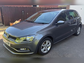 Used Volkswagen Polo 2016 for sale - 78781051: Photo