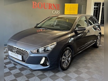 Used Hyundai i30 2017 for sale - 76029194: Photo 2