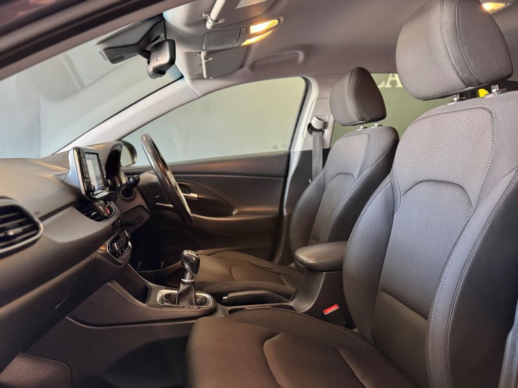 Used Hyundai i30 2017 for sale - 76029194: Photo 7