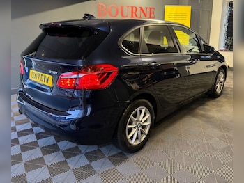 Used BMW 2 Series 2017 for sale - 77027352: Photo