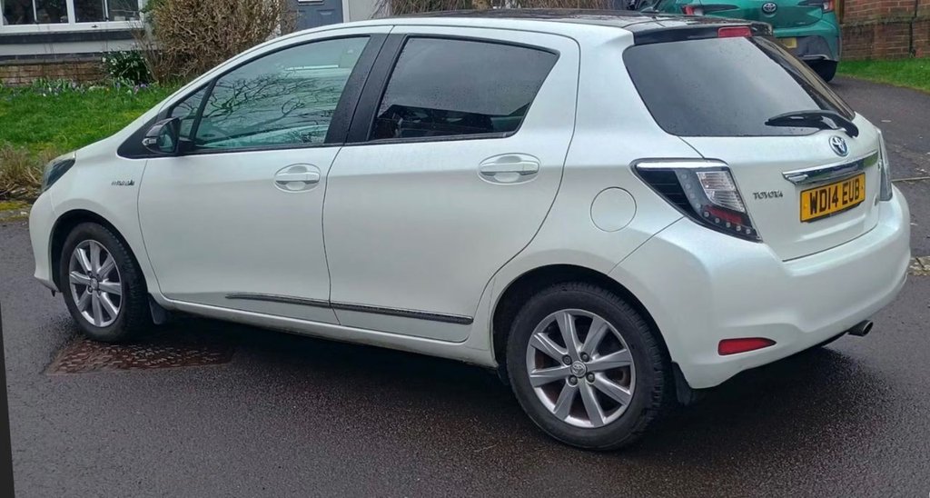 Used Toyota Yaris 2014 for sale - 77835661: Photo 4