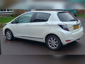 Used Toyota Yaris 2014 for sale - 77835661: Photo