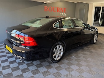 Used Volvo S90 2017 for sale - 79493819: Photo
