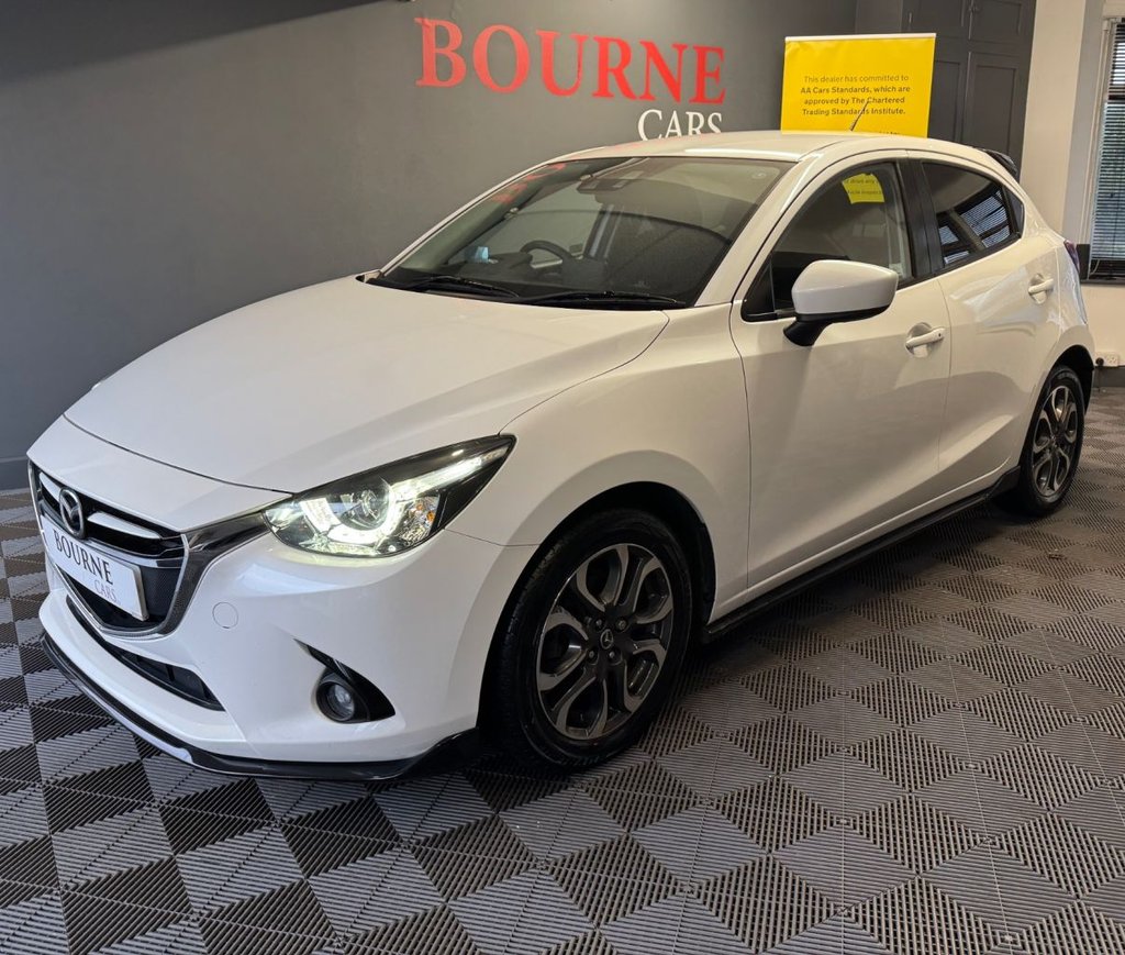 Used Mazda Mazda2 2016 for sale - 76559399: Photo 2