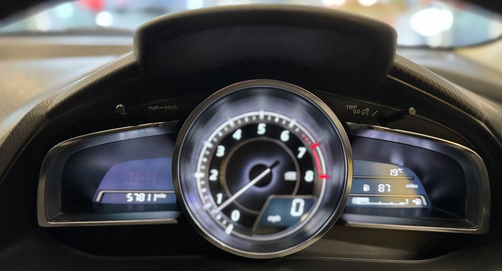 Used Mazda Mazda2 2016 for sale - 76559399: Photo 6