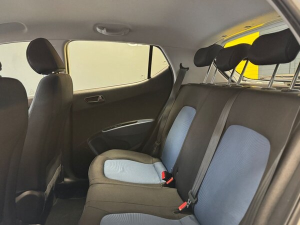 Used Hyundai i10 2015 for sale - 76223393: Photo 10