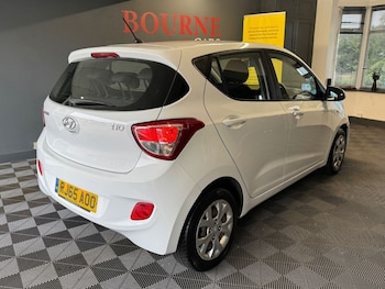 Used Hyundai i10 2015 for sale - 76223393: Photo 3