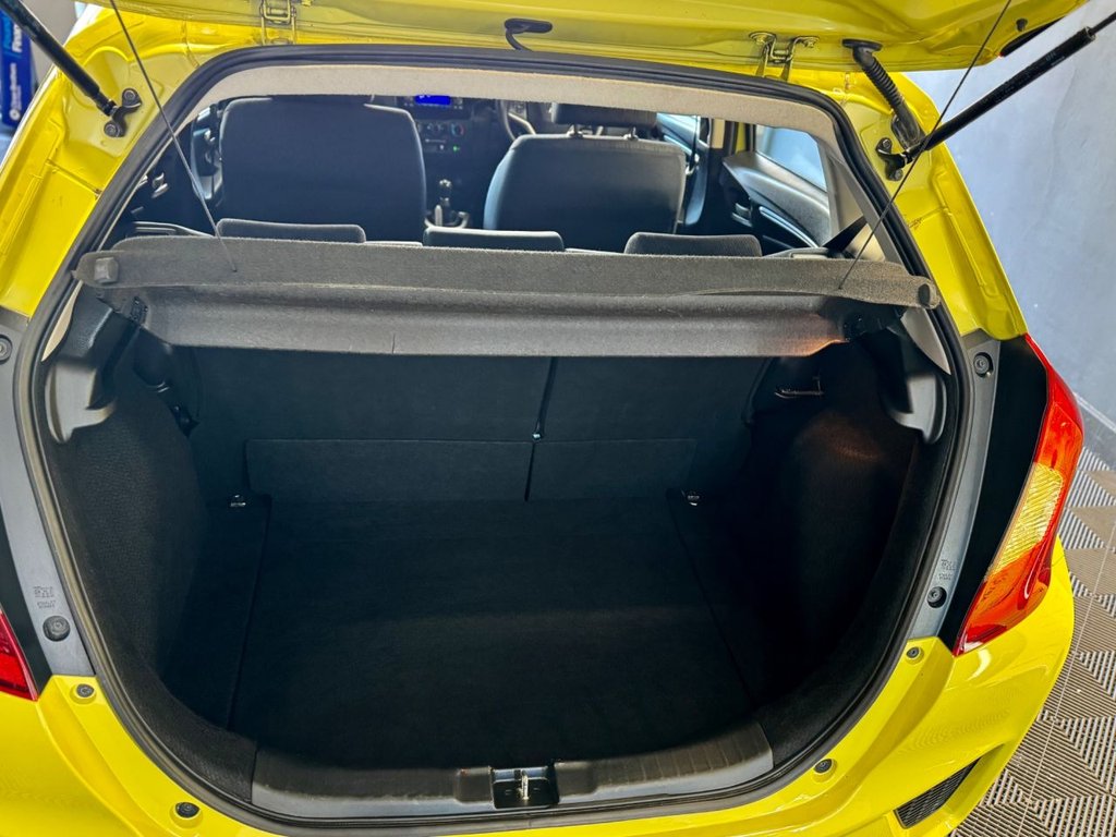 Used Honda Jazz 2015 for sale - 78153758: Photo 16