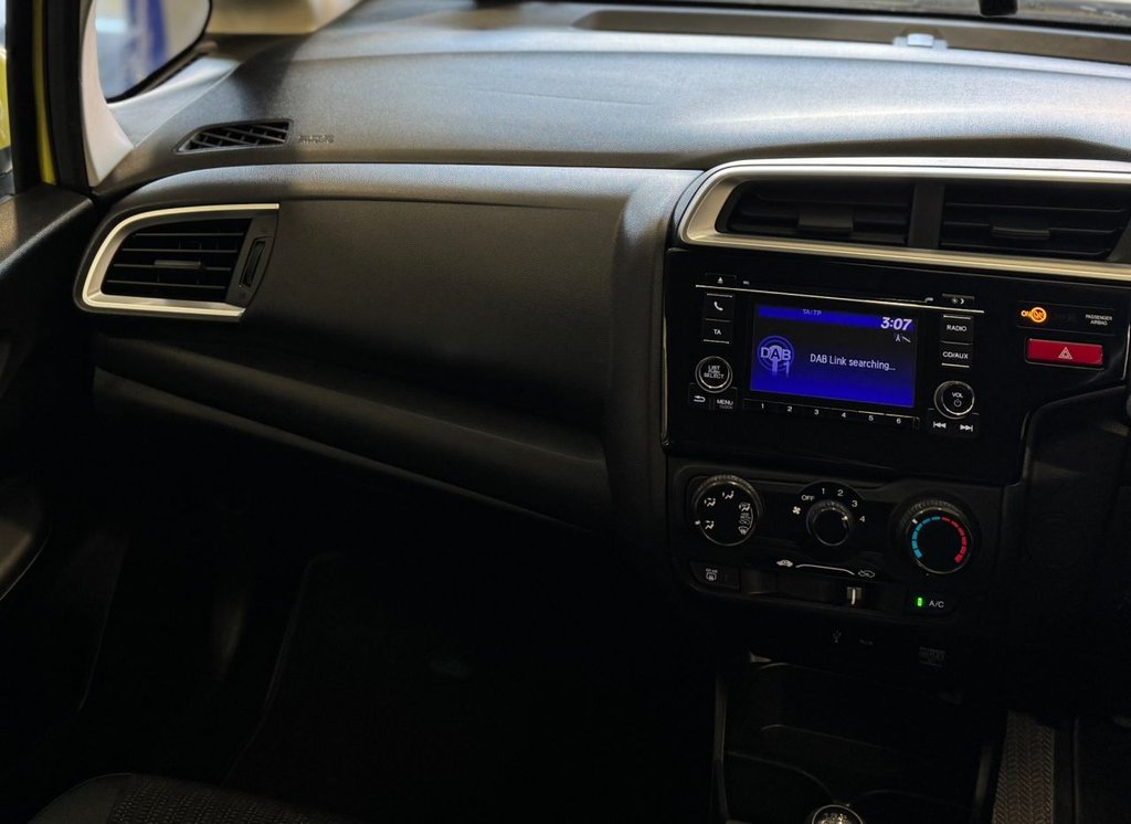 Used Honda Jazz 2015 for sale - 78153758: Photo 17