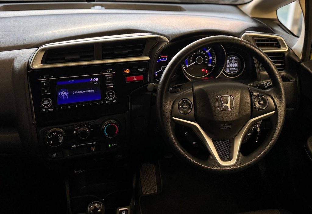 Used Honda Jazz 2015 for sale - 78153758: Photo 18