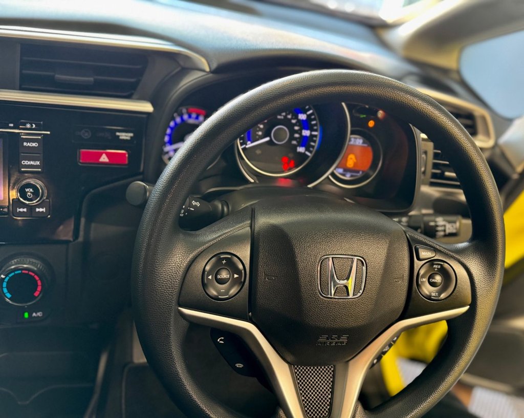 Used Honda Jazz 2015 for sale - 78153758: Photo 20