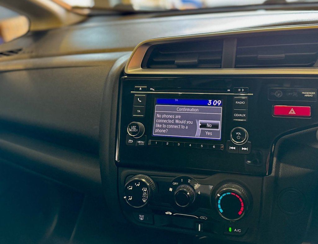 Used Honda Jazz 2015 for sale - 78153758: Photo 21