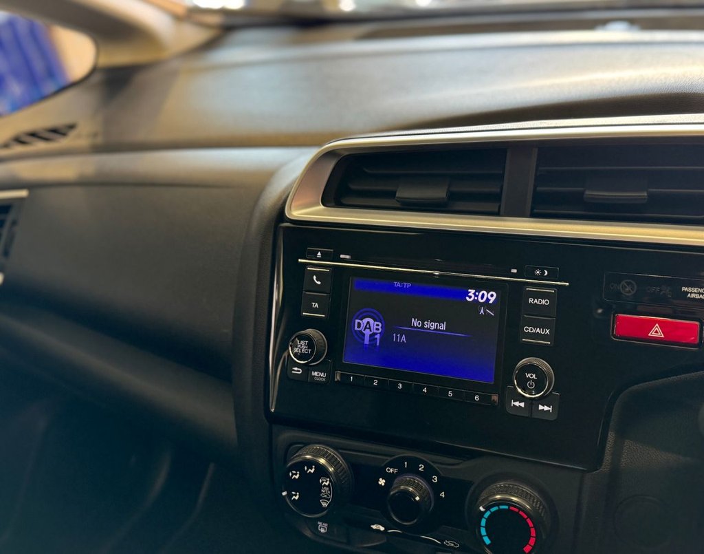 Used Honda Jazz 2015 for sale - 78153758: Photo 22