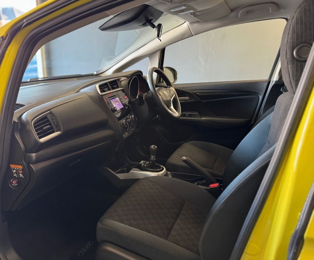 Used Honda Jazz 2015 for sale - 78153758: Photo 8