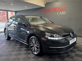 Used Volkswagen Golf 2018 for sale - 79563079: Photo